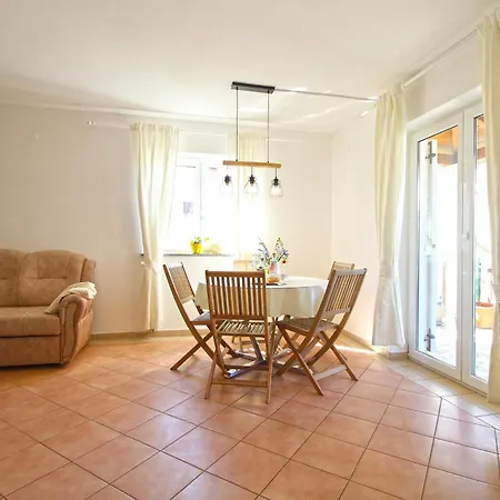 Apartment 2378