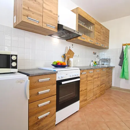 2378 Apartment *